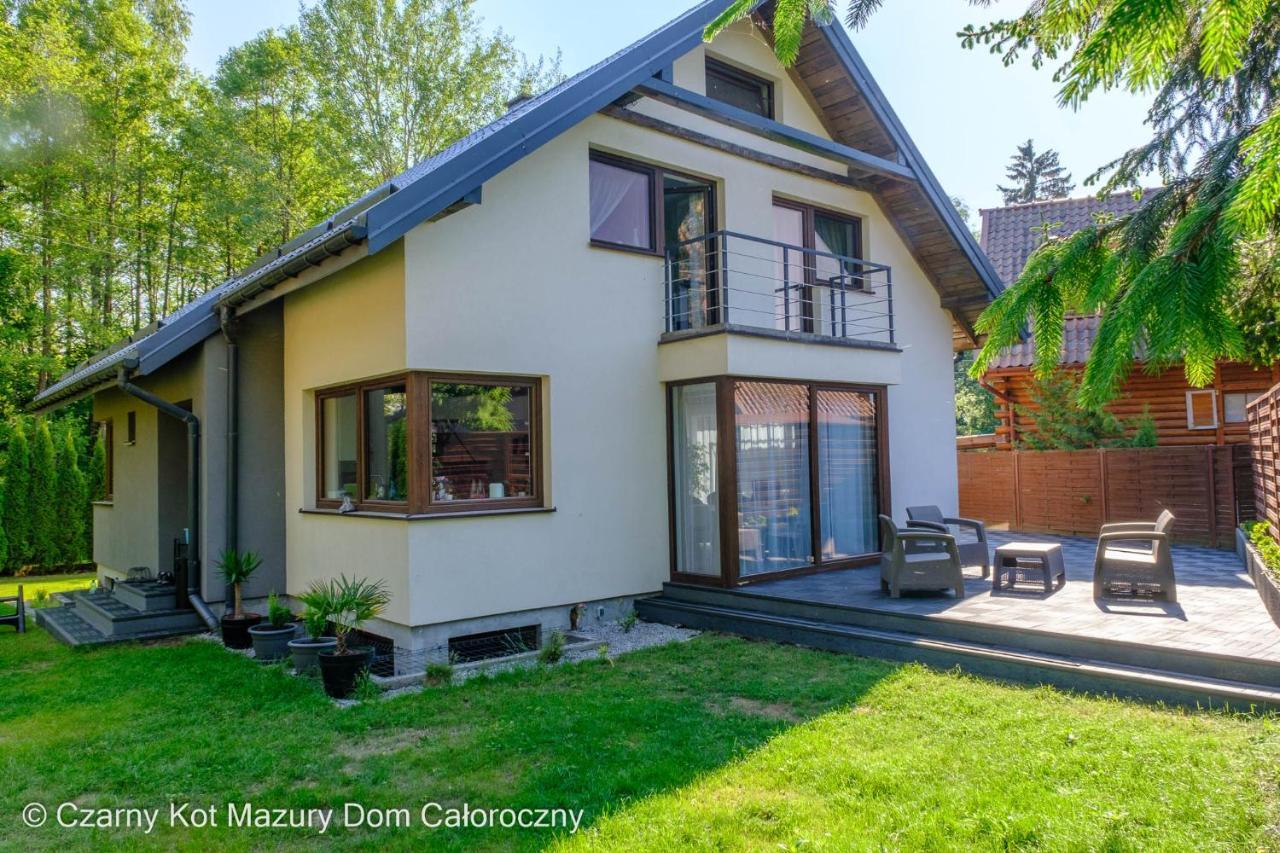 Czarny Kot Mazury Dom Caloroczny Villa Malkinie Ngoại thất bức ảnh